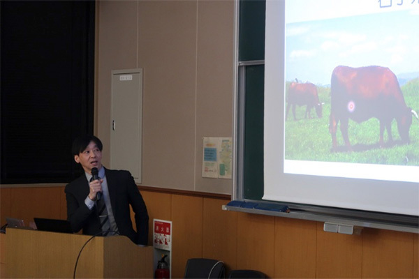 R8.3.24公開講座「動物のお医者さんシリーズ：ガバメント獣医師って何？～公務員獣医師のお仕事～」を開催いたしました。